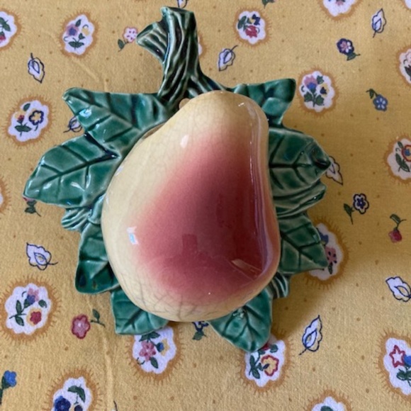 Vintage Other - Vintage "Pear" Wall Pocket